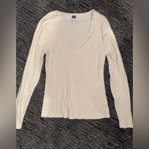 🍂Women’s Old Navy cream plush long sleeve ribbed top. Size L🍂